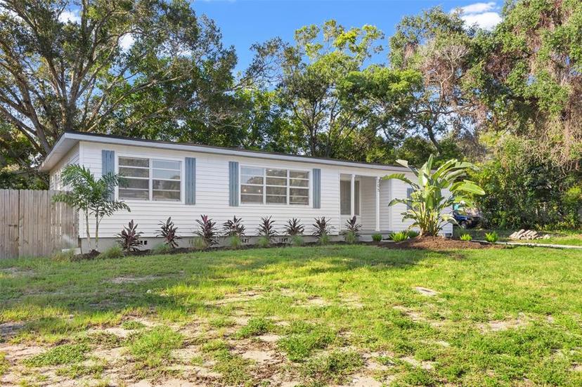 Picture of 205 7Th Avenue Sw, Largo FL 33770