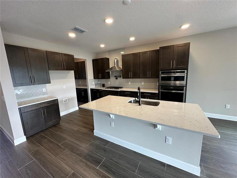 Picture of 822 Pointe Emerson Boulevard, Apopka FL 32703