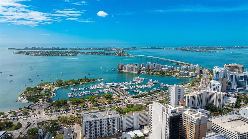 Picture of 33 S Gulfstream Avenue Unit 307, Sarasota FL 34236