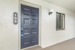 Picture of 11 Escondido Circle Unit 109, Altamonte Springs, FL 32701