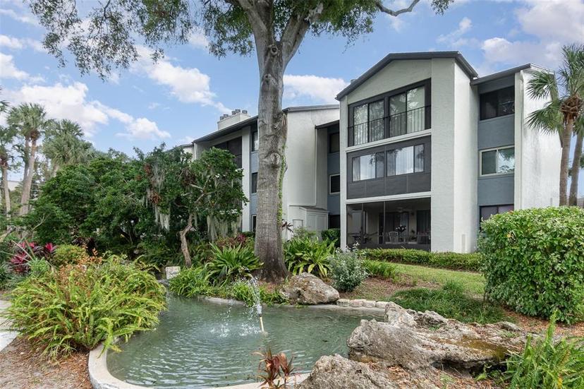 Picture of 11 Escondido Circle Unit 109, Altamonte Springs FL 32701