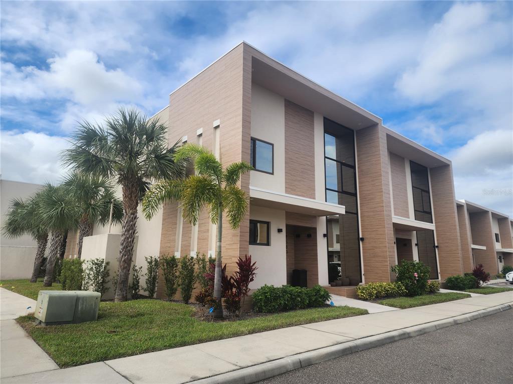 Picture of 7580 Brooklyn Drive, Kissimmee, FL 34747