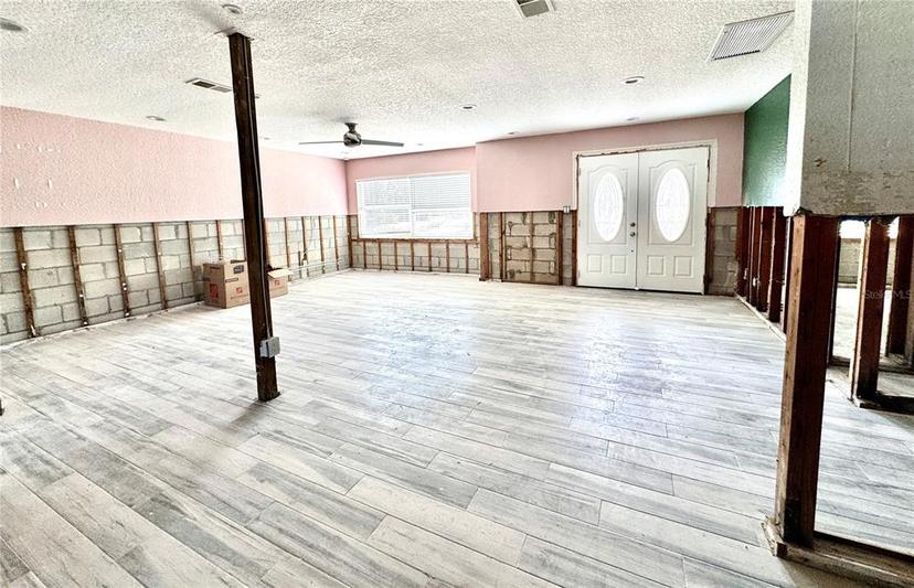 Picture of 311 80Th Avenue Ne, St Petersburg FL 33702