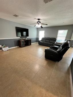 Picture of 1952 Dunn Cove Drive, Apopka, FL 32703