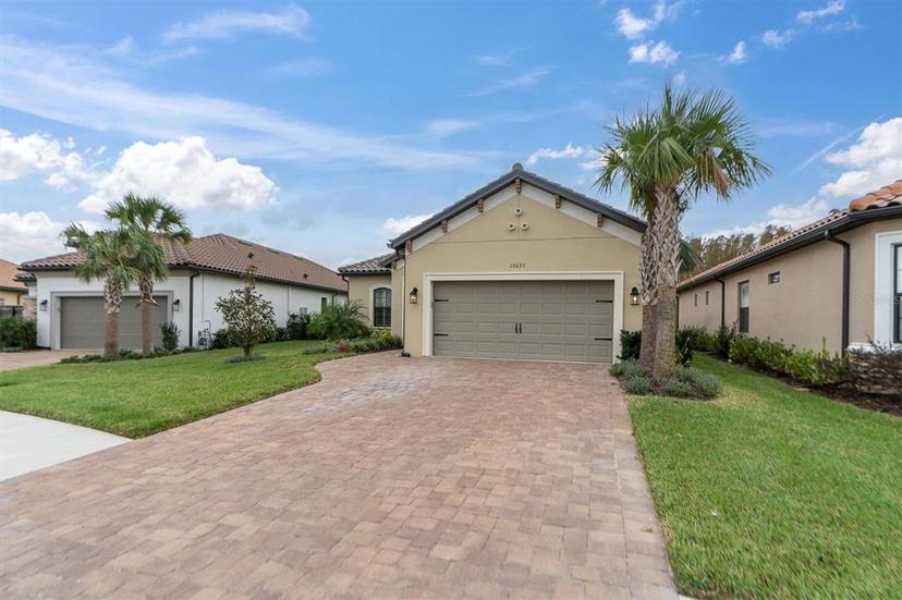 Picture of 10693 Calluna Drive, Odessa FL 33556