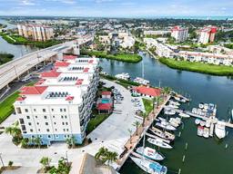Picture of 505 N Tamiami Trail Unit 202, Venice, FL 34285
