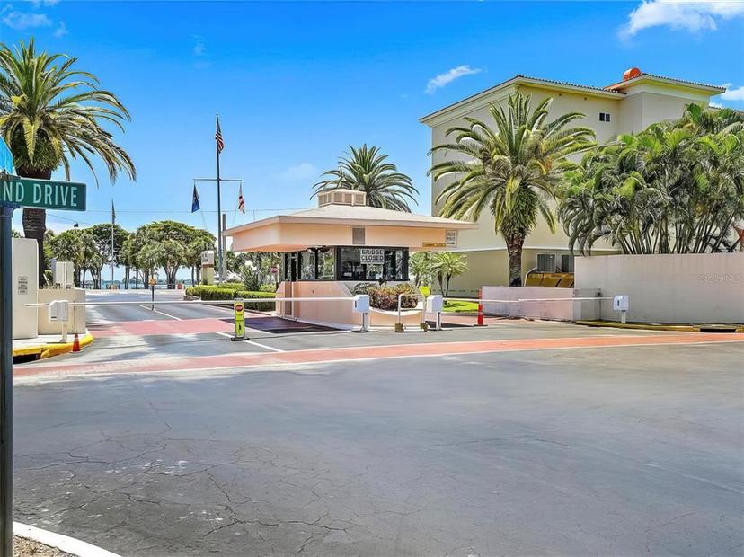 Picture of 7600 Sun Island Drive S Unit 107, South Pasadena FL 33707