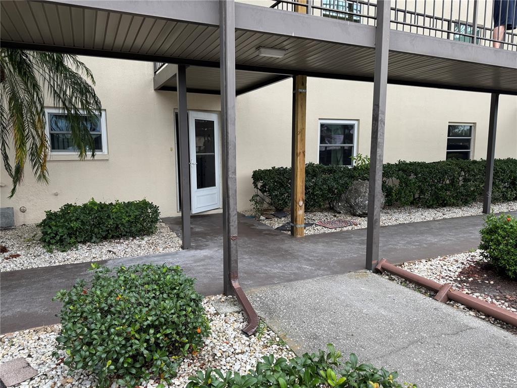 Picture of 4632 Marine Parkway Unit 107, New Port Richey, FL 34652