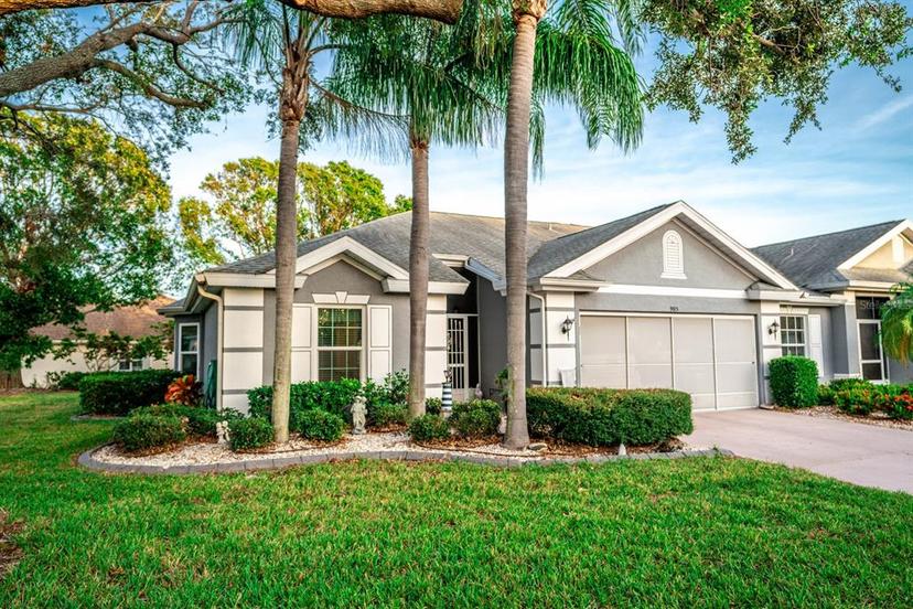 Picture of 905 Oxford Park Drive Unit A, Sun City Center FL 33573