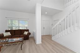 Picture of 331 Bridgewater Drive, Davenport, FL 33897