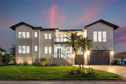 Picture of 1954 Iowa Avenue Ne, St Petersburg, FL 33703