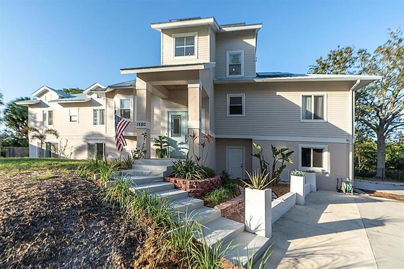 Picture of 1580 Mac Chesney Drive, Tarpon Springs FL 34689