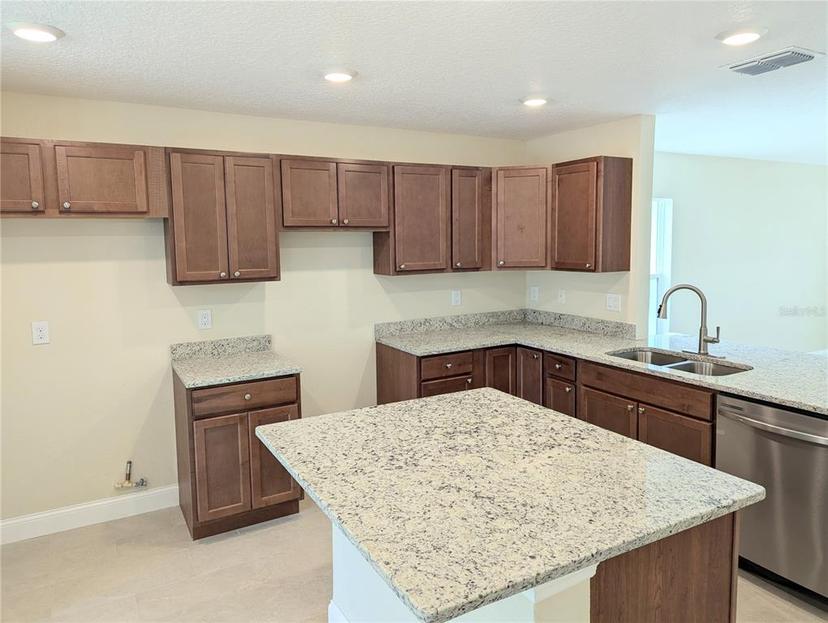 Picture of 6921 Central Avenue, Mulberry FL 33860