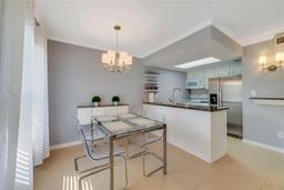 Picture of 108 Lacosta Lane Unit 614, Daytona Beach, FL 32114