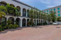 Picture of 630 3Rd Avenue S, St Petersburg, FL 33701