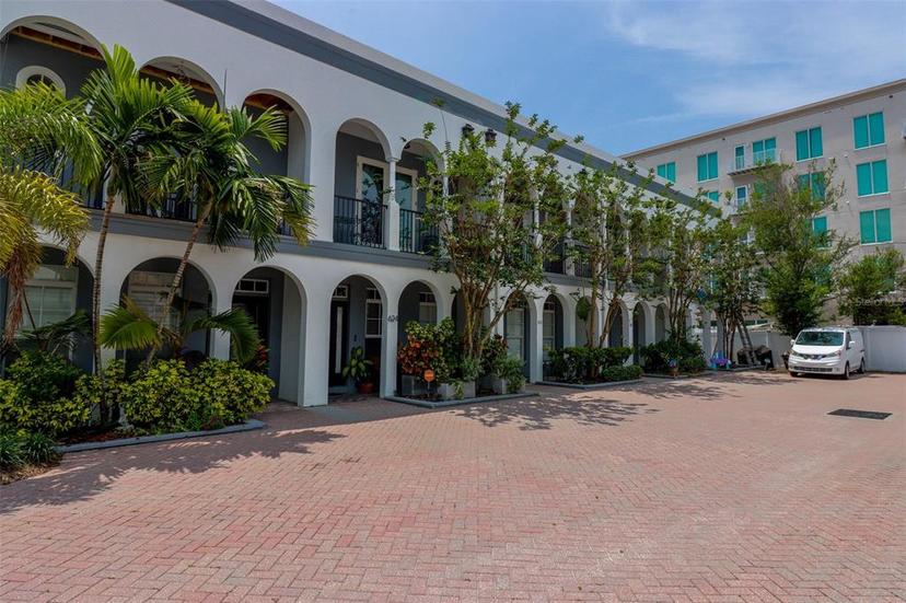 Picture of 630 3Rd Avenue S, St Petersburg FL 33701