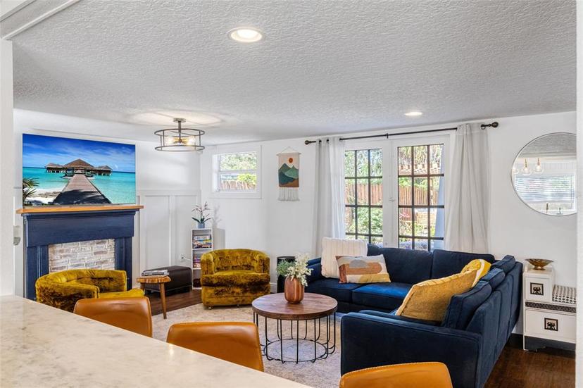 Picture of 206 W Frierson Avenue, Tampa FL 33603