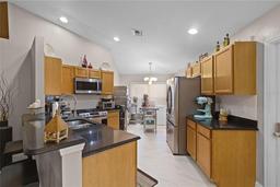 Picture of 806 Knightsbridge Circle, Davenport, FL 33896