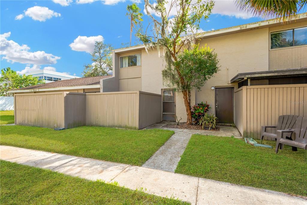 Picture of 8014 Peach Drive, Temple Terrace, FL 33637