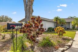 Picture of 5029 Sheffield Road, Lakeland, FL 33813