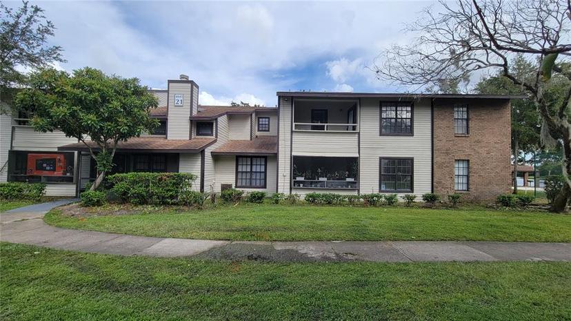 Picture of 4641 Cason Cove Drive Unit 2124, Orlando FL 32811