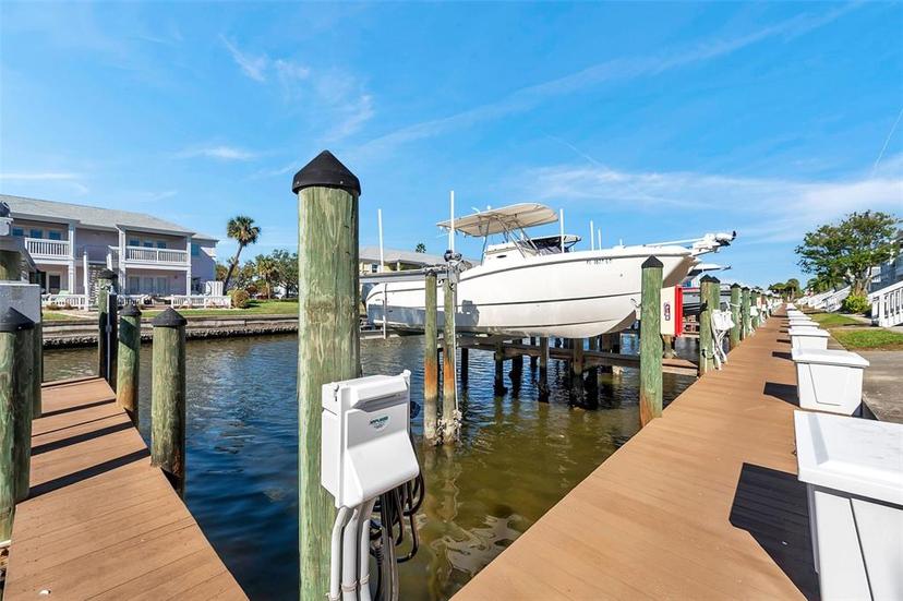 Picture of 5175 Ss108 Coquina Key Drive Se Unit Ss108, St Petersburg FL 33705