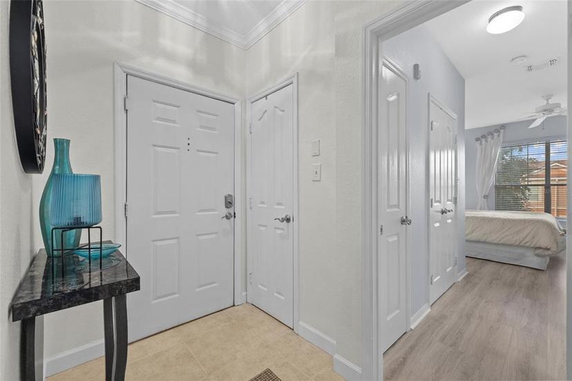 Picture of 5000 Culbreath Key Way Unit 4-206, Tampa FL 33611