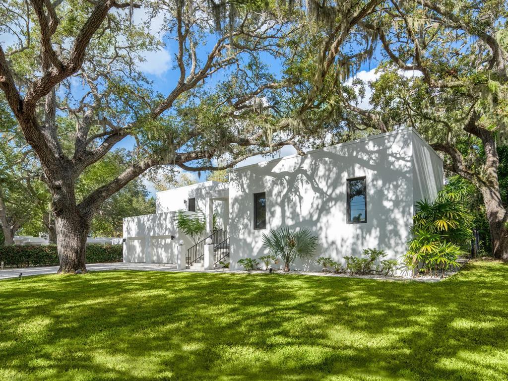 Picture of 1331 Quail Drive, Sarasota, FL 34231