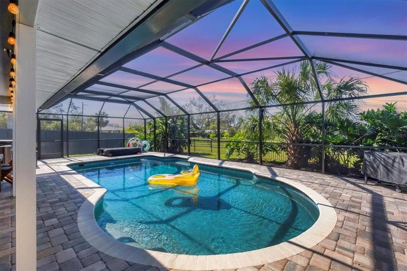 Picture of 5666 Beneva Woods Circle, Sarasota FL 34233