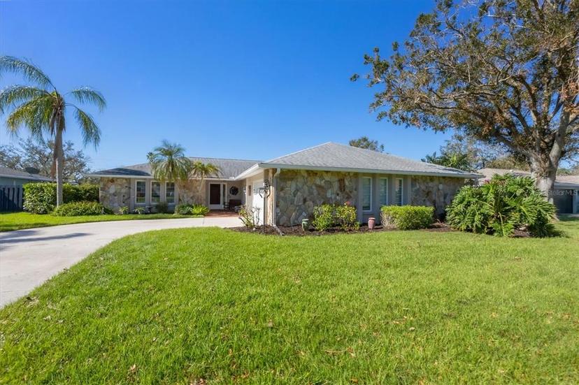 Picture of 5666 Beneva Woods Circle, Sarasota FL 34233
