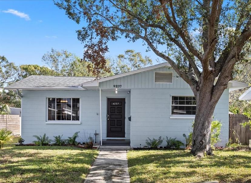 Picture of 4237 Dr Martin Luther King Jr Street N, St Petersburg FL 33703