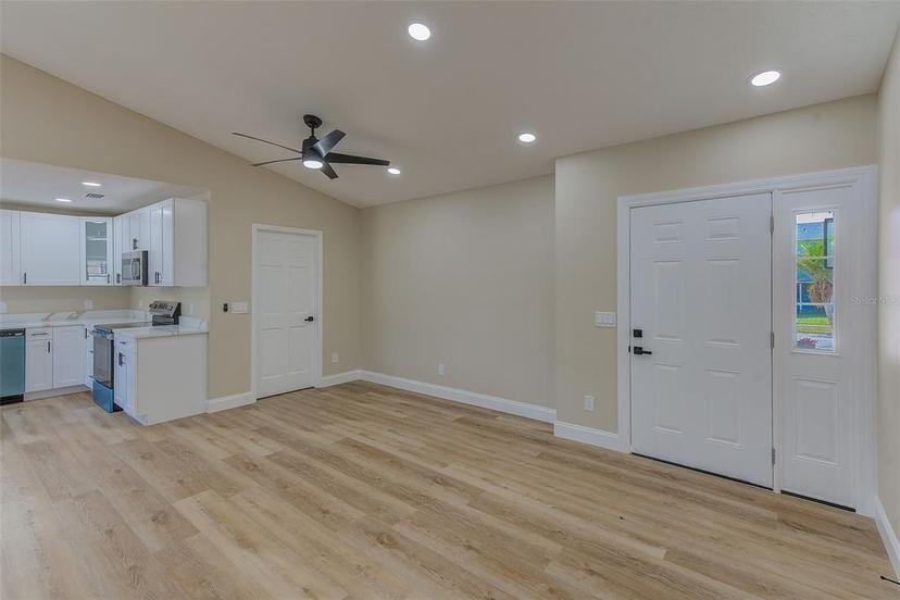 Picture of 604 Angelica Place, Brandon FL 33510