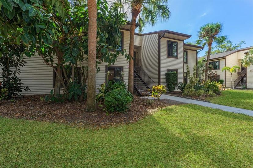 Picture of 356 Moorings Cove Drive Unit 356, Tarpon Springs FL 34689