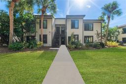 Picture of 356 Moorings Cove Drive Unit 356, Tarpon Springs, FL 34689