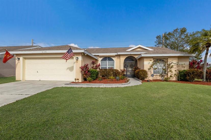 Picture of 4135 Dover Drive E, Bradenton FL 34203