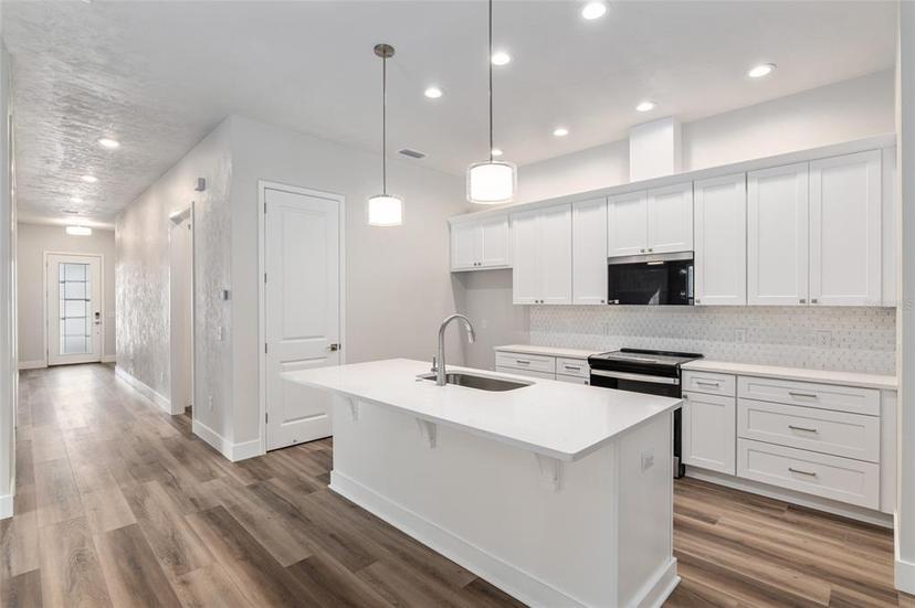 Picture of 1023 NW 132Nd Boulevard, Newberry FL 32669