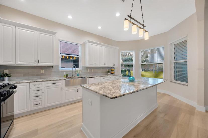Picture of 16835 Hawkridge Road, Lithia FL 33547