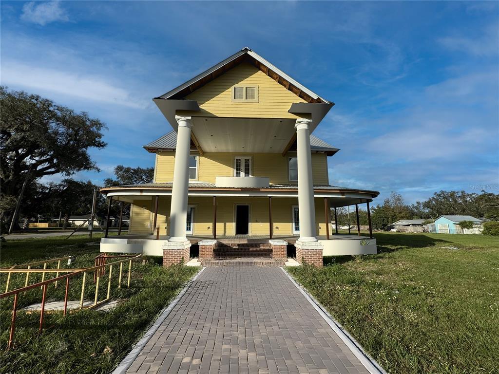 Picture of 701 1St Street Ne, Fort Meade, FL 33841