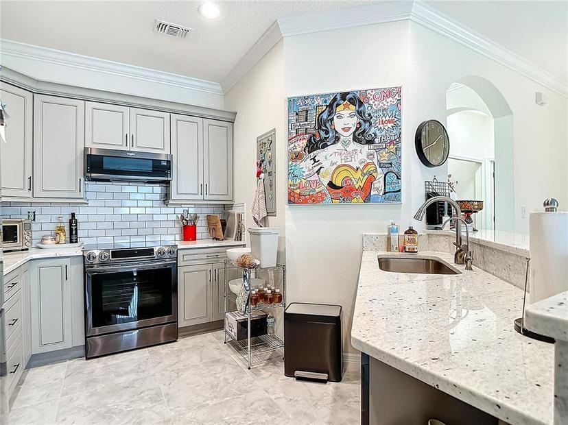 Picture of 11564 Mizzon Drive Unit 309, Windermere FL 34786