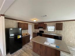Picture of 14190 SE 25 Street, Morriston, FL 32668