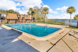 Picture of 1836 N Crystal Lake Drive Unit 31, Lakeland, FL 33801
