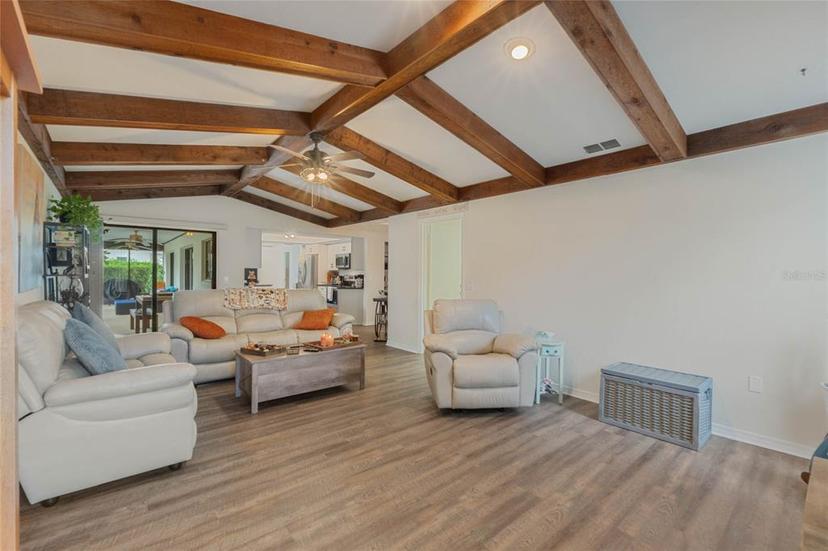 Picture of 560 E Falconry Court, Hernando FL 34442