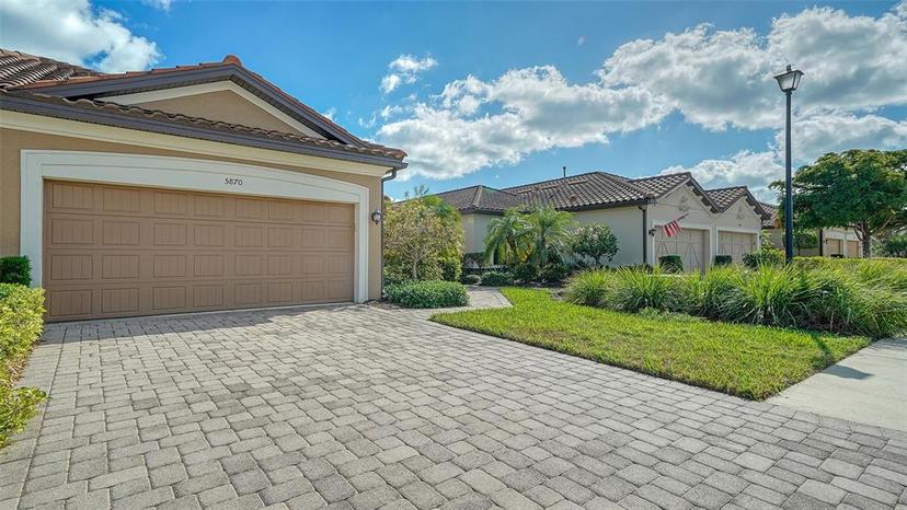 Picture of 5870 Cavano Drive, Sarasota FL 34231