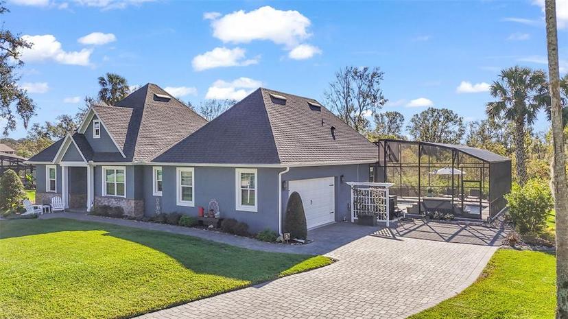 Picture of 16824 Beauclaire Court, Tavares FL 32778