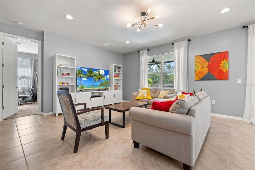 Picture of 3272 Royal Gardens Avenue, Fort Myers FL 33916