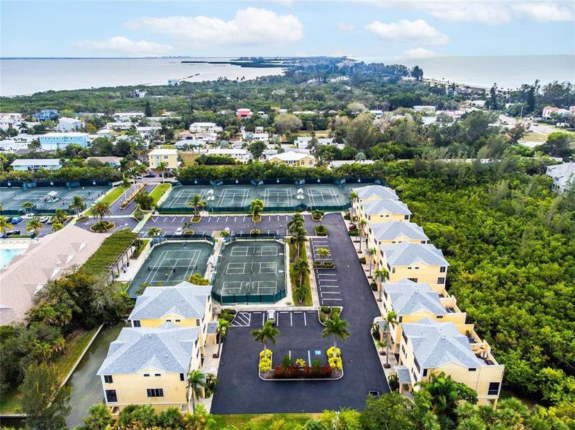 Picture of 619 Cedars Court, Longboat Key FL 34228