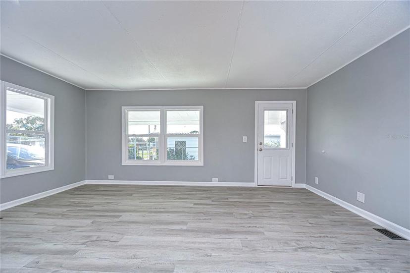 Picture of 39053 Flora Avenue, Zephyrhills FL 33542