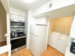 Picture of 2601 SW Archer Road Unit C312, Gainesville, FL 32608