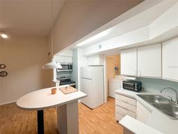 Picture of 2601 SW Archer Road Unit C312, Gainesville, FL 32608
