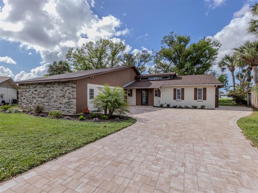 Picture of 1141 Sleepy Hollow Court, Venice FL 34285